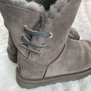 Ugg Australia Gray Suede Boots Size 6